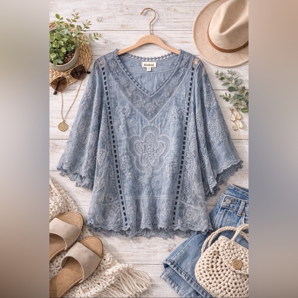 Kindred Anthropologie Slate Blue-Grey Lace Kimono-Style Blouse~ Size Medium. - Picture 7 of 12